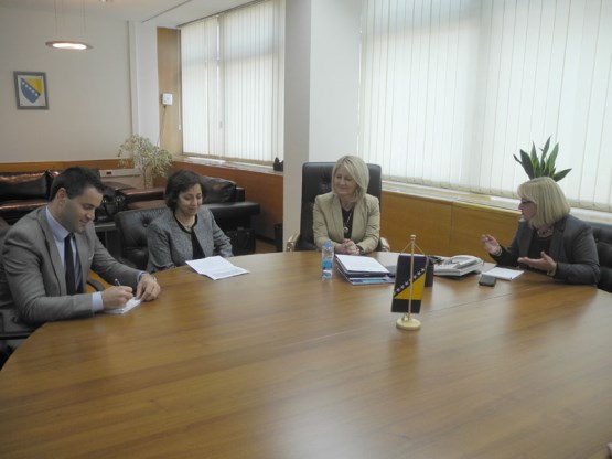 Predsjedavajuća Predstavničkog doma Parlamentarne skupštine BiH Borjana Krišto razgovarala sa rezidentnom koordinatoricom UN-a i rezidentnom predstavnicom UNDP-a u BiH